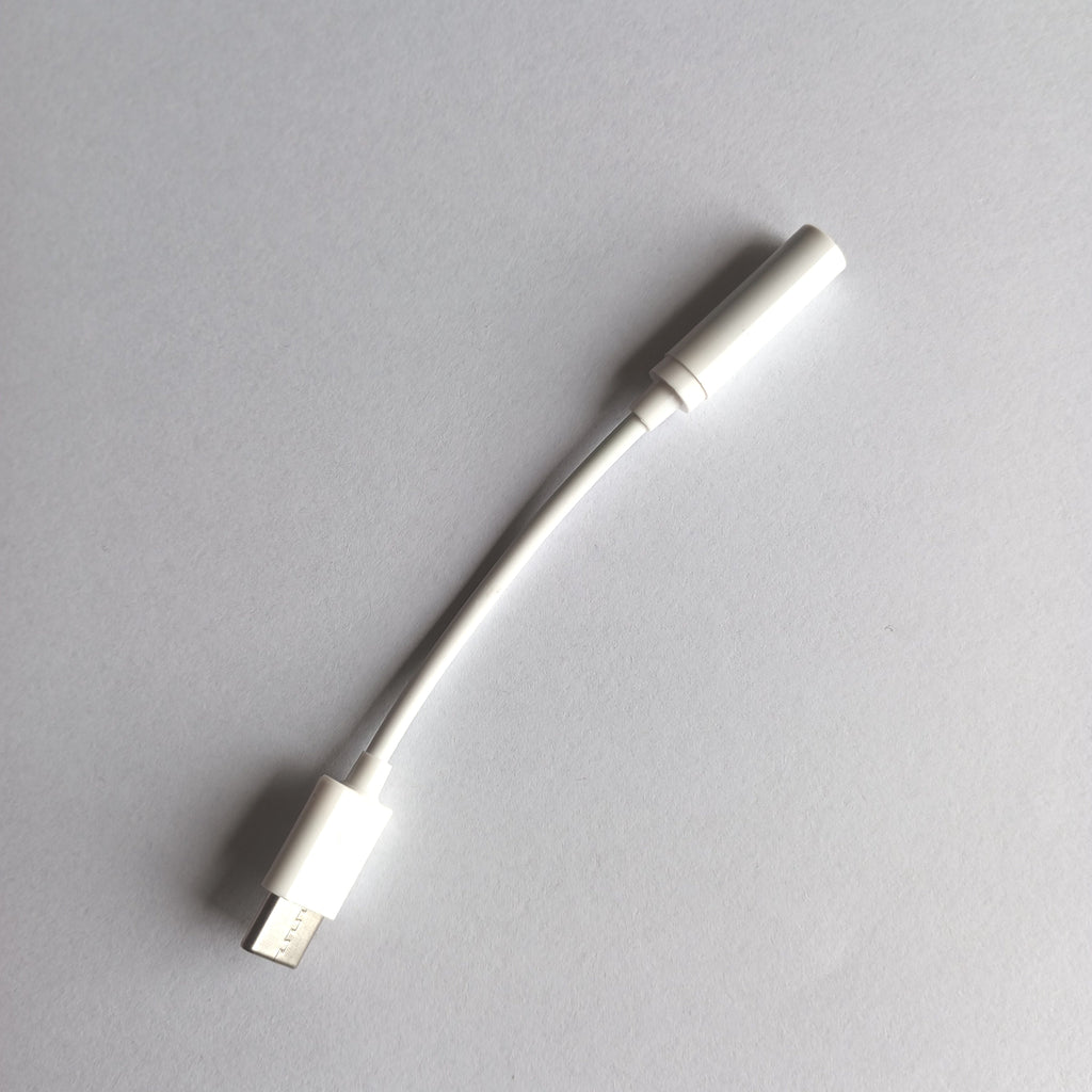 USB Type-C į 3.5 mm ausinių adapteris – Type-C (male) į 3.5 mm (female) garso kabelis, 1 vnt.