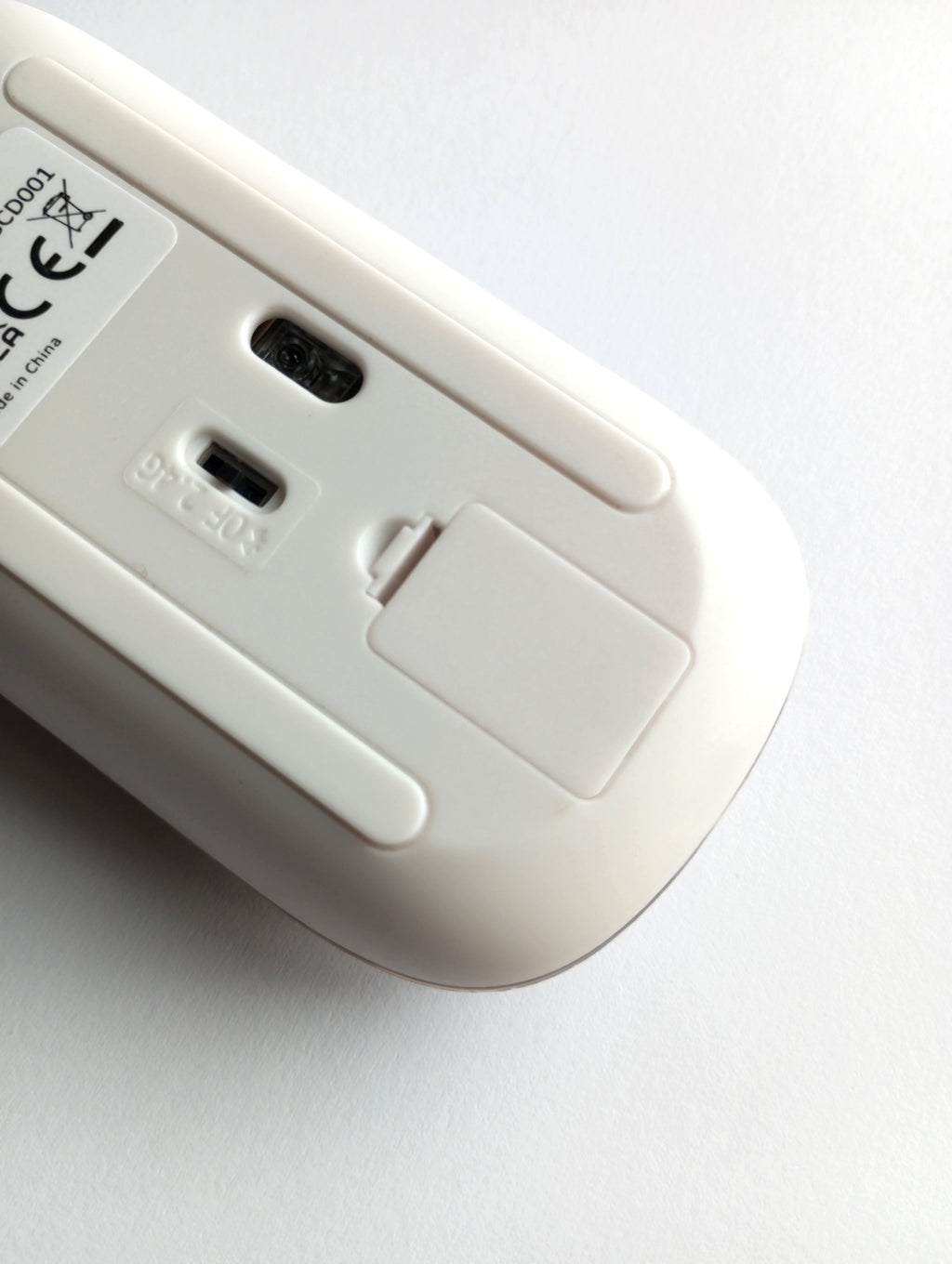 Belaidė 2.4G RGB pelė – tylus mygtukų paspaudimas, įkraunama, USB + Bluetooth, PC / Laptop / iPad Gold