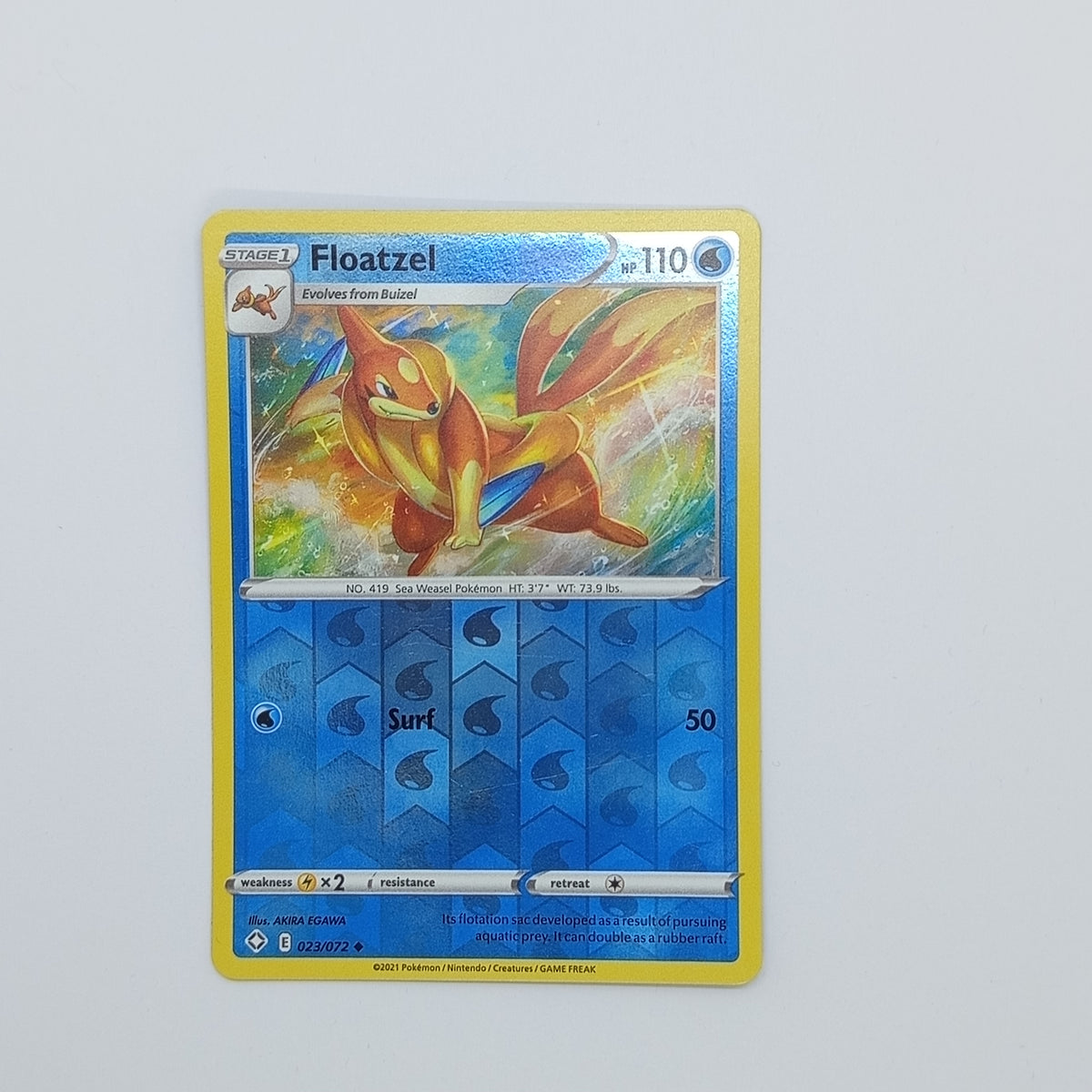 Floatzel 023/072 - Pokémon kortelė - Shining Fates - Water - Uncommon Reverse Holo - EN - NM