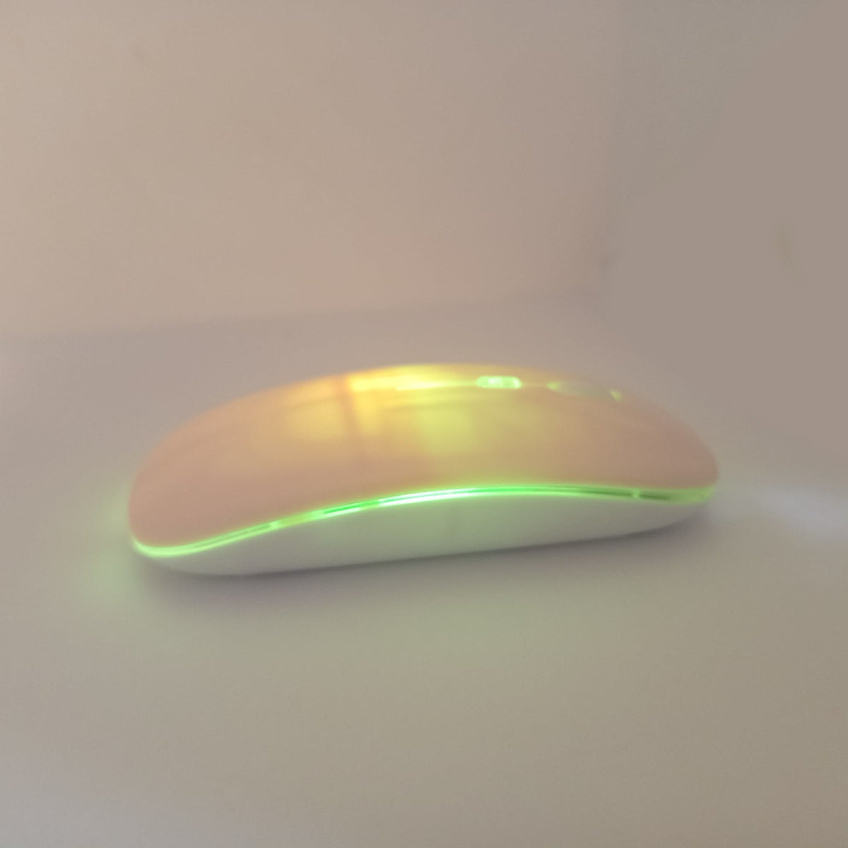 Įkraunama belaidė RGB pelė