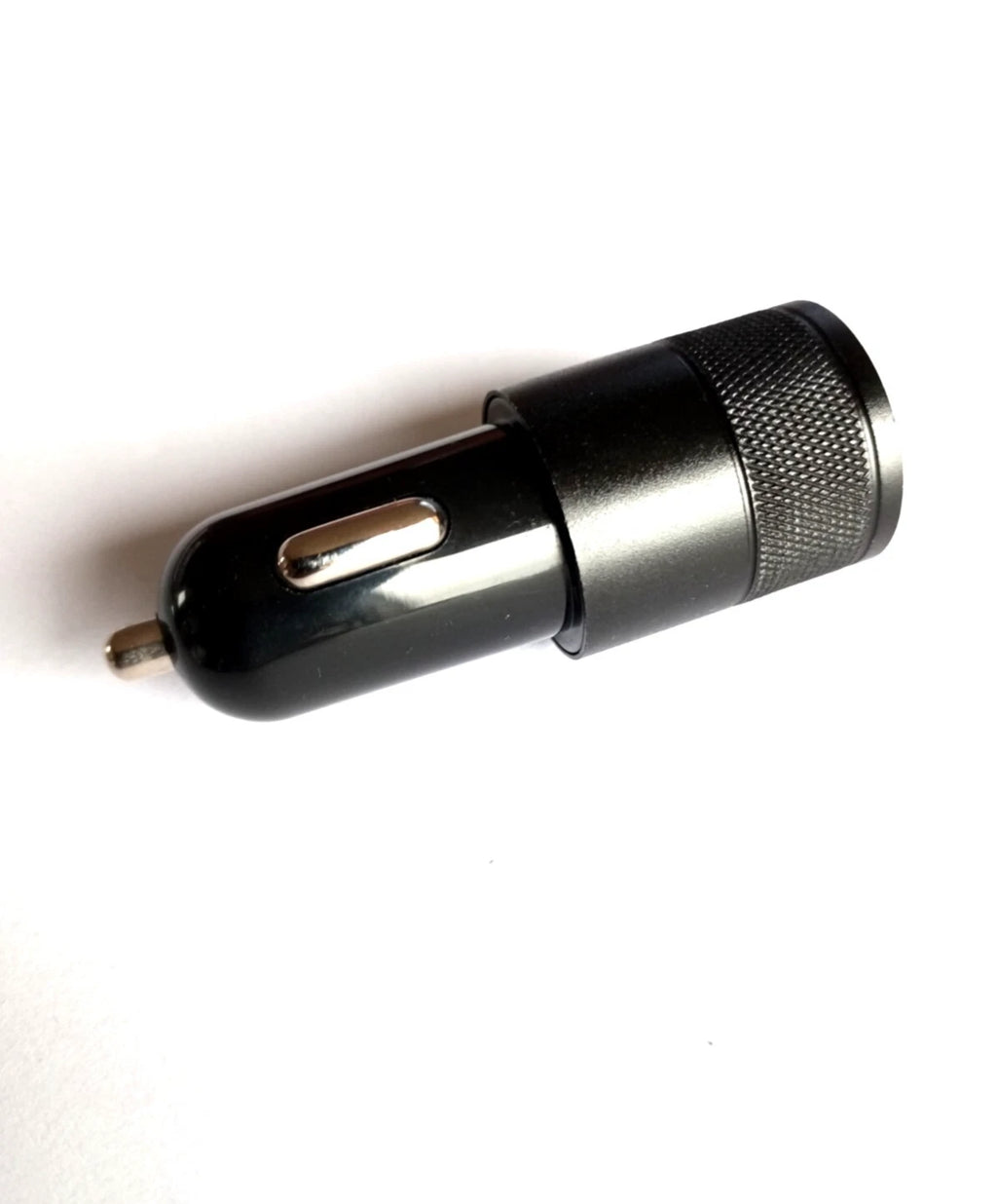Automobilinis USB įkroviklis – USB-A + USB-C (iki 3.1A, 15W)