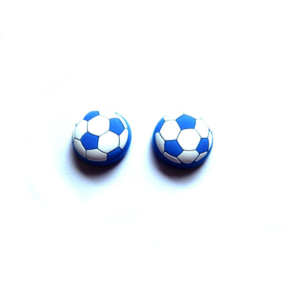 Analogu nykščių svirtelių dangteliai (thumbstick) su futbolo kamuolio dizainu mėlyni