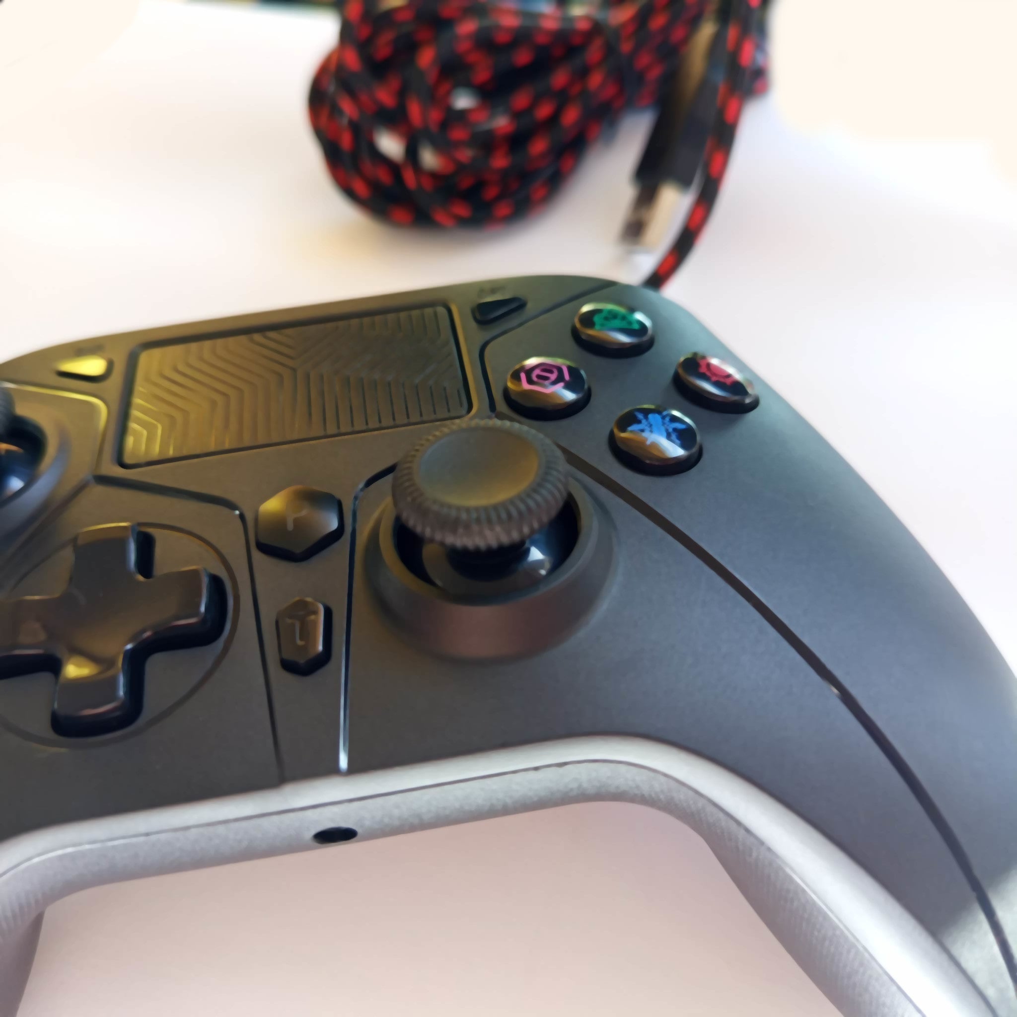 USB gamepad skirtas PlayStation ir PC