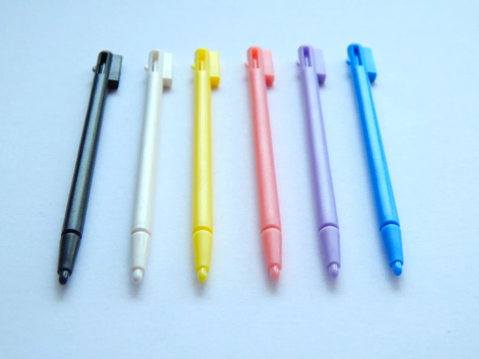 Nintendo DS (1-os kartos) lietimui jautrus rašiklis (stylus pen 1st-gen)