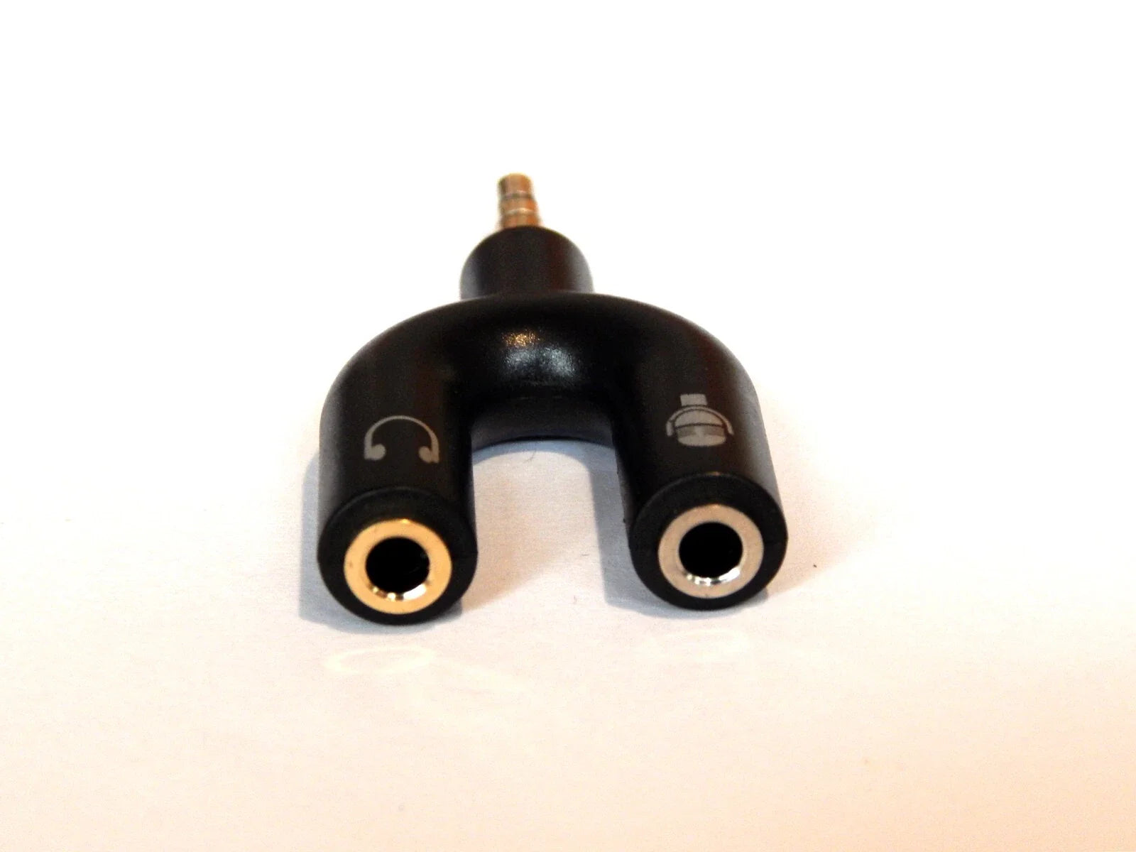 3.5 mm U formos ausinių ir mikrofono adapteris – Y splitter kabelis, 1 vnt.