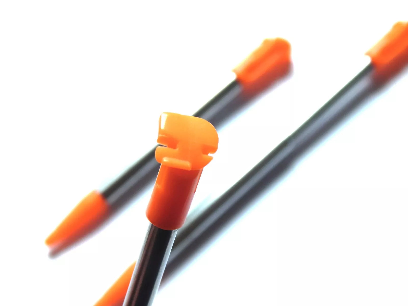 Nintendo NEW 2DS XL / 2DS LL metalinis ištraukiamas stylus rašiklis (touch pen) – 1 vnt.