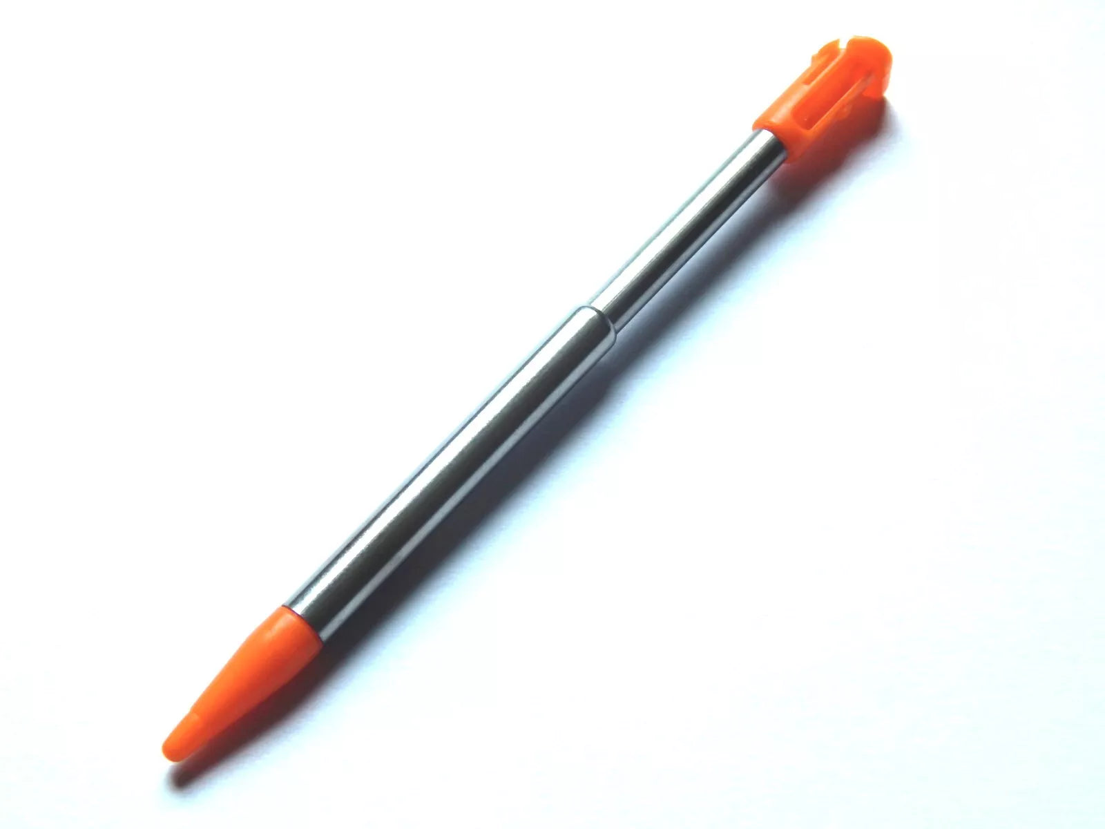 Nintendo NEW 2DS XL / 2DS LL metalinis ištraukiamas stylus rašiklis (touch pen) – 1 vnt.