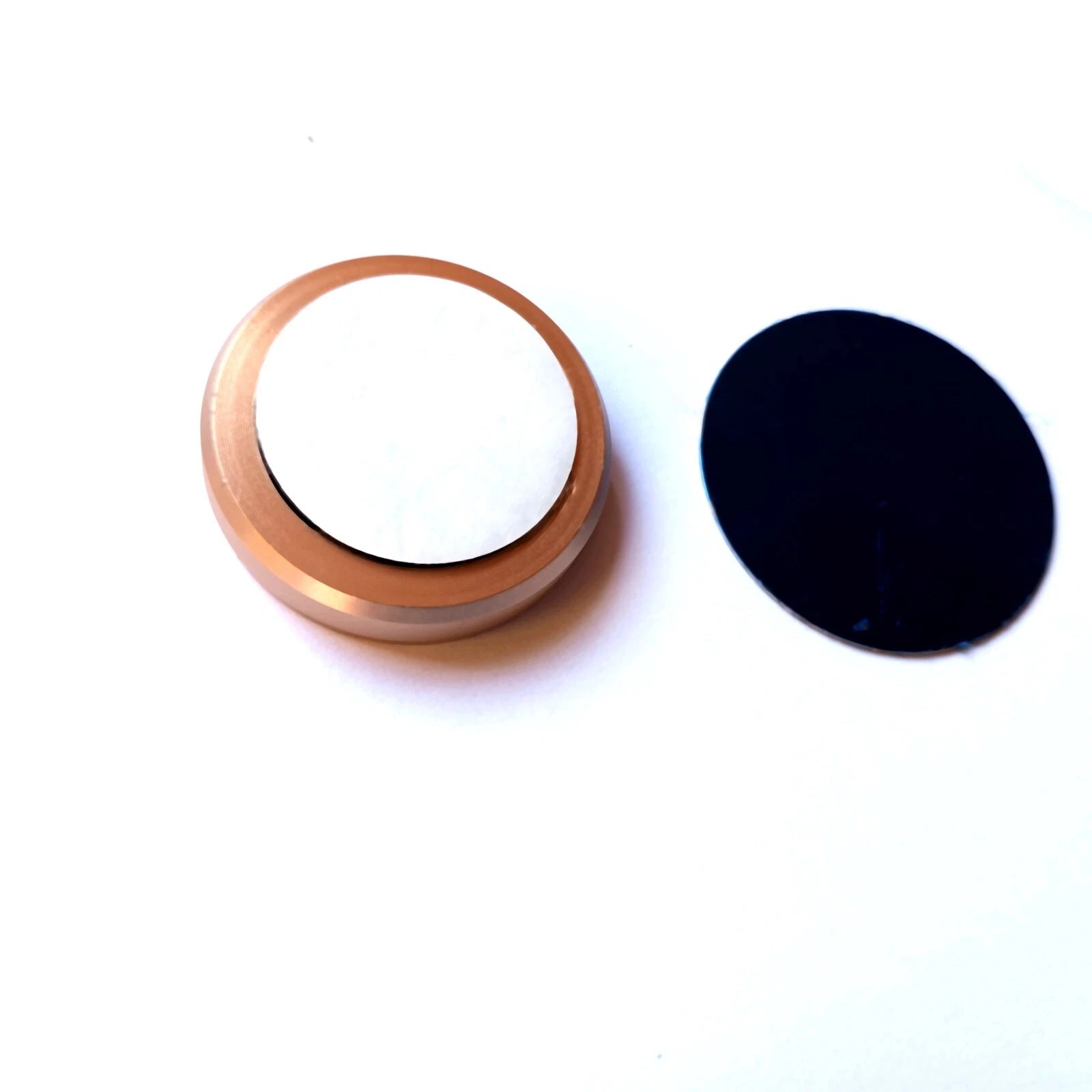 Magnetinis automobilio telefono laikiklis – universalus laikiklis prietaisų skydeliui