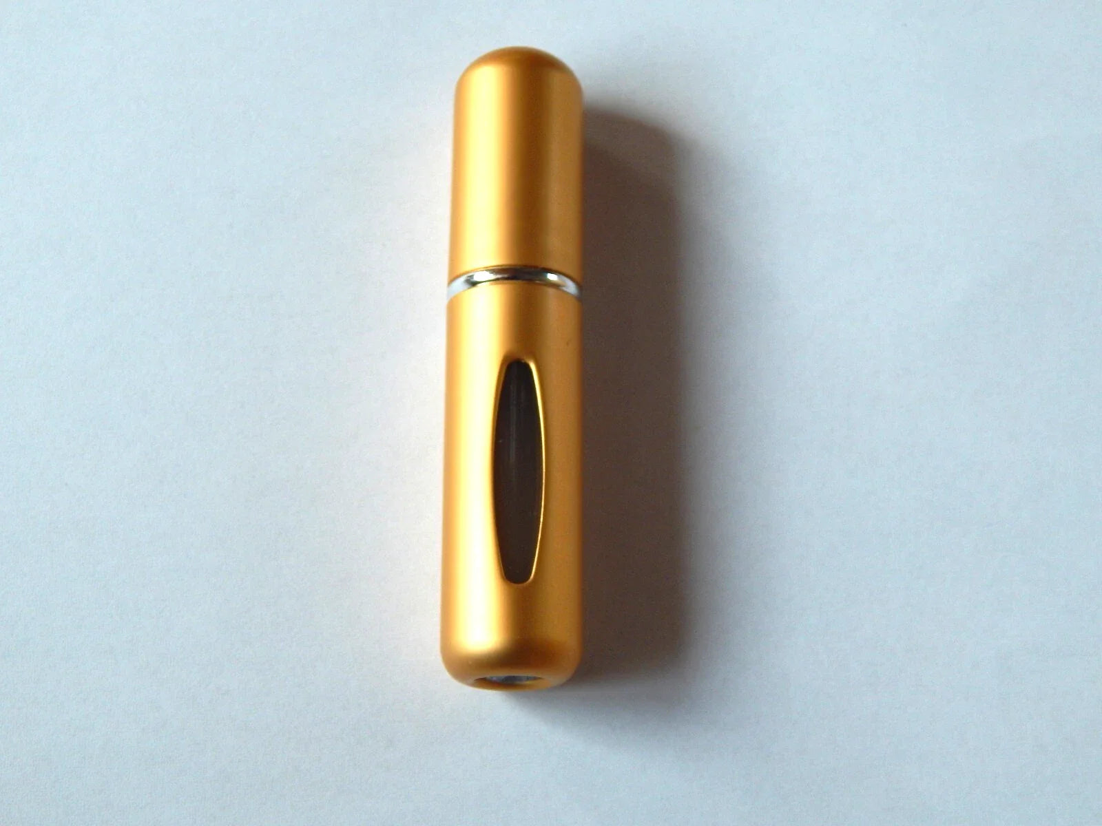 5 ml daugkartinė kvepalų purškimo talpa – kelioninis aliuminio buteliukas (pasirinkite spalvą)