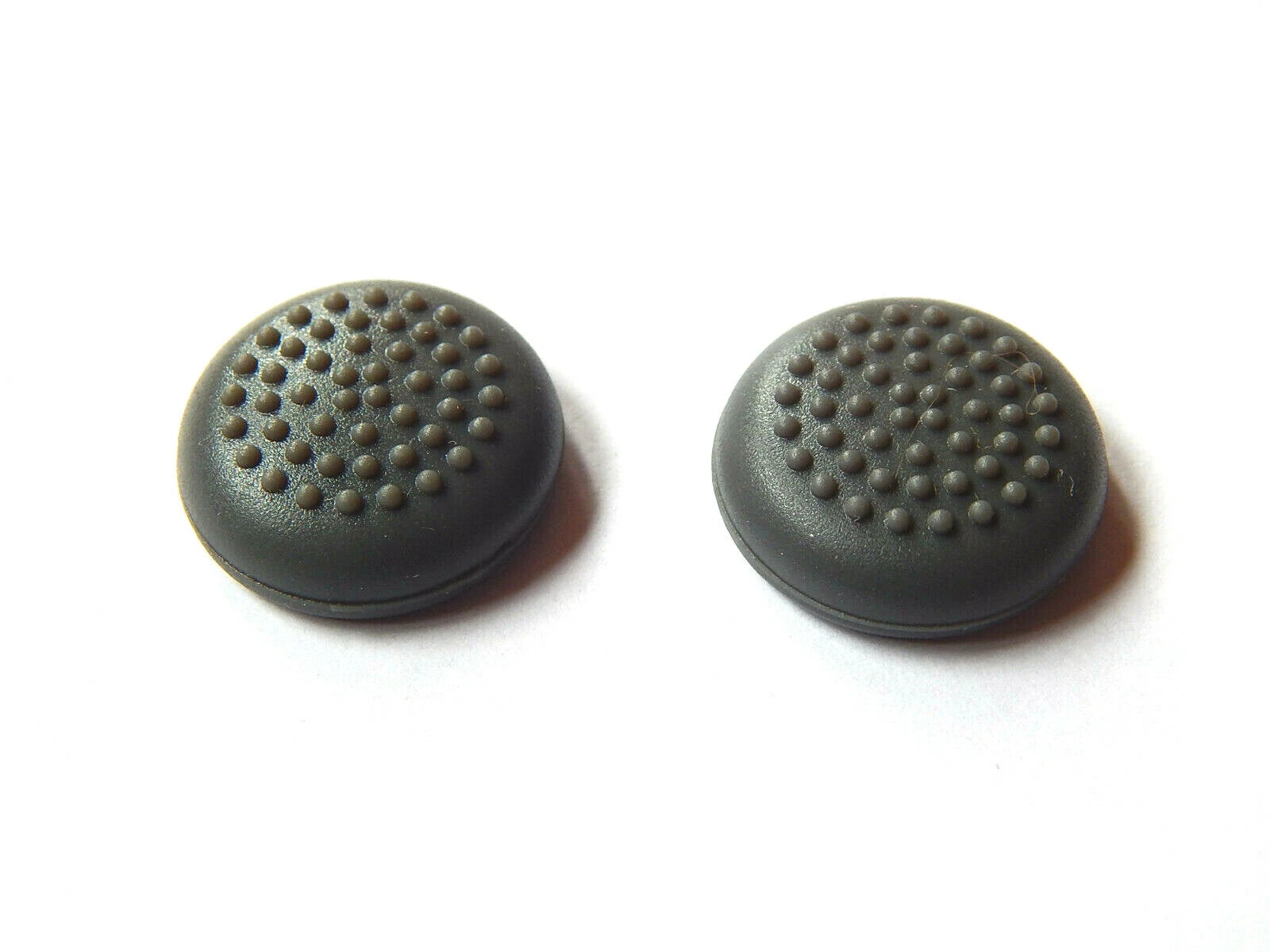 Nintendo Switch analogų gumelės (thumbstick grips) – neslystančios, 2 vnt.