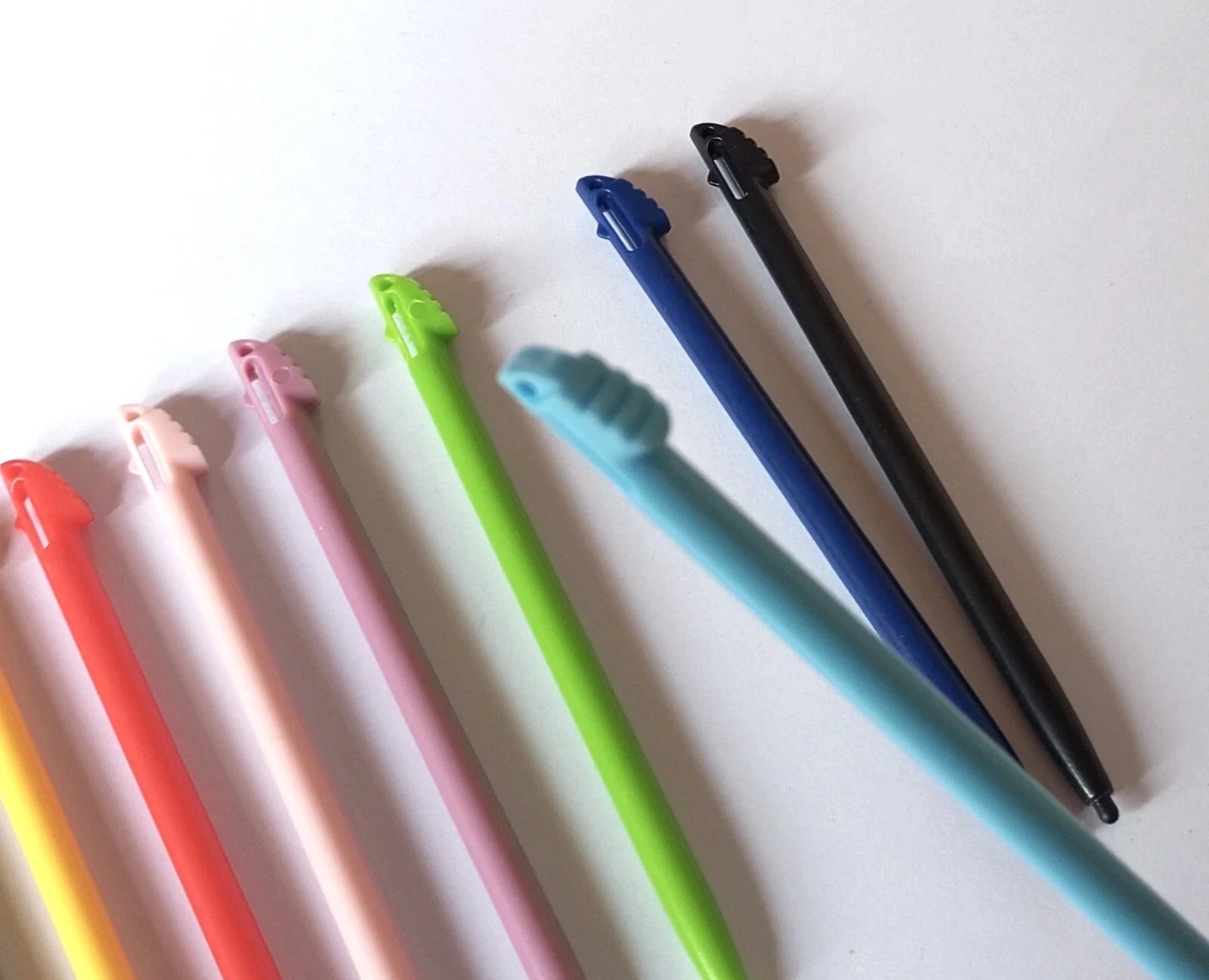 Nintendo 3DS XL / LL jutiklinis lietimui jautrus stylus rašiklis – plastikinė dalis, 1 vnt.