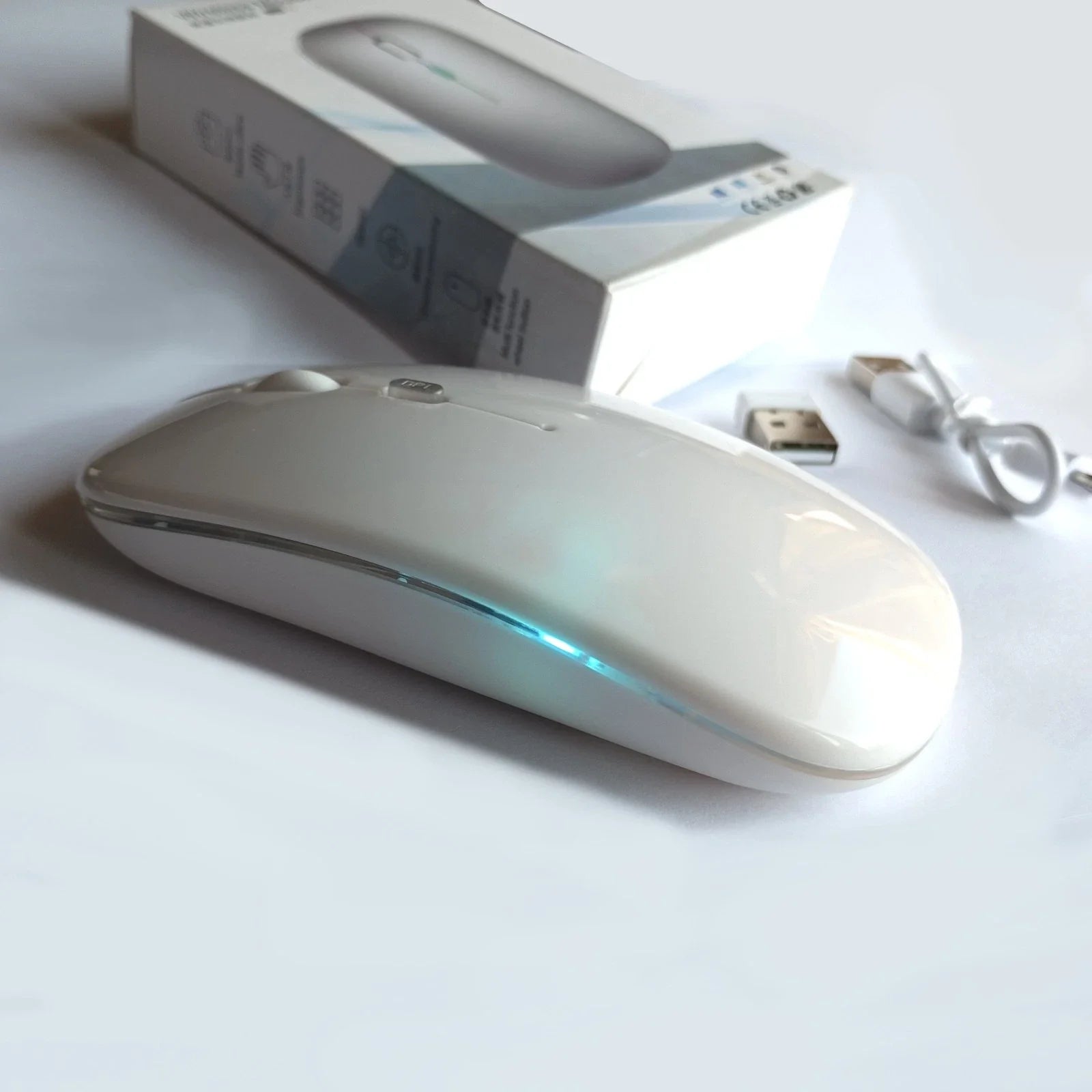 Belaidė 2.4G RGB pelė – tylus mygtukų paspaudimas, įkraunama, USB + Bluetooth, PC / Laptop / iPad