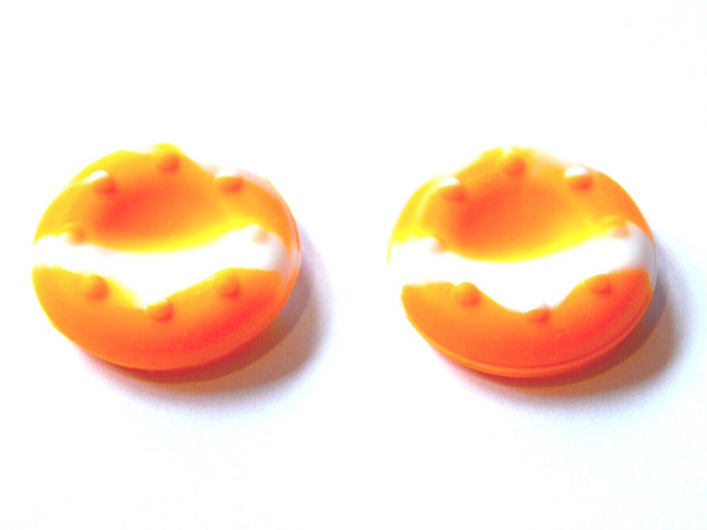 Silikoniniai thumbstick dangteliai PS5 PS4 PS3 Xbox ONE S/X balta oranžinė