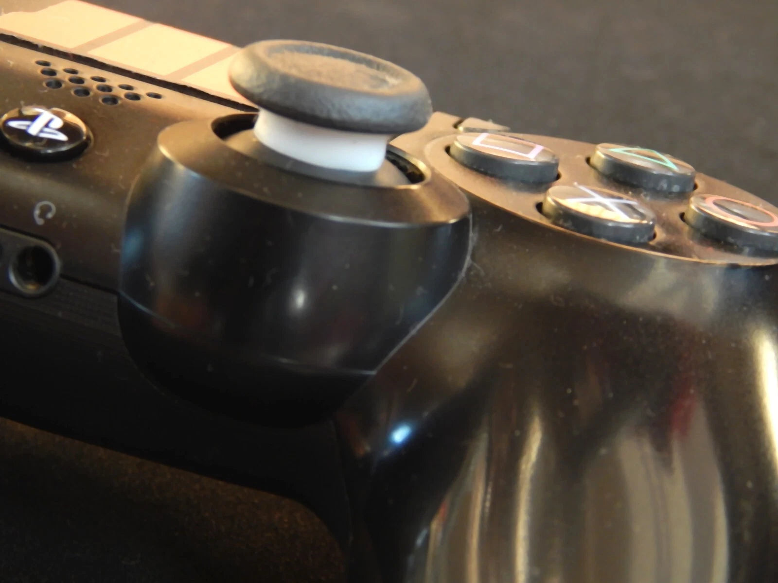Game controller analog stick protector rings white